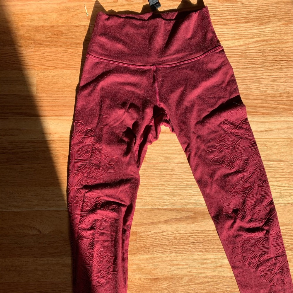 Super cute styled leggings